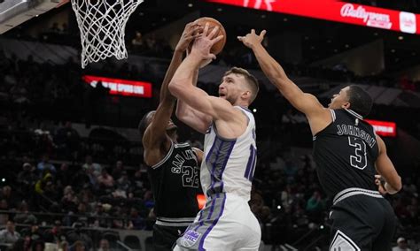 Spurs vs 76ers Live Stream: How to Watch Online for Free.